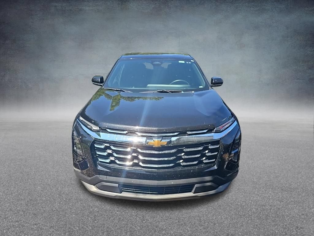 Used 2025 Chevrolet Equinox LT AWD/4WD image 3