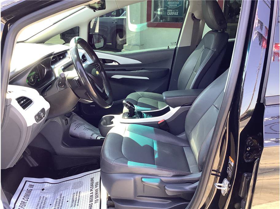 Used 2017 Chevrolet Bolt Premier w/ Driver Confidence II Package FWD image 15