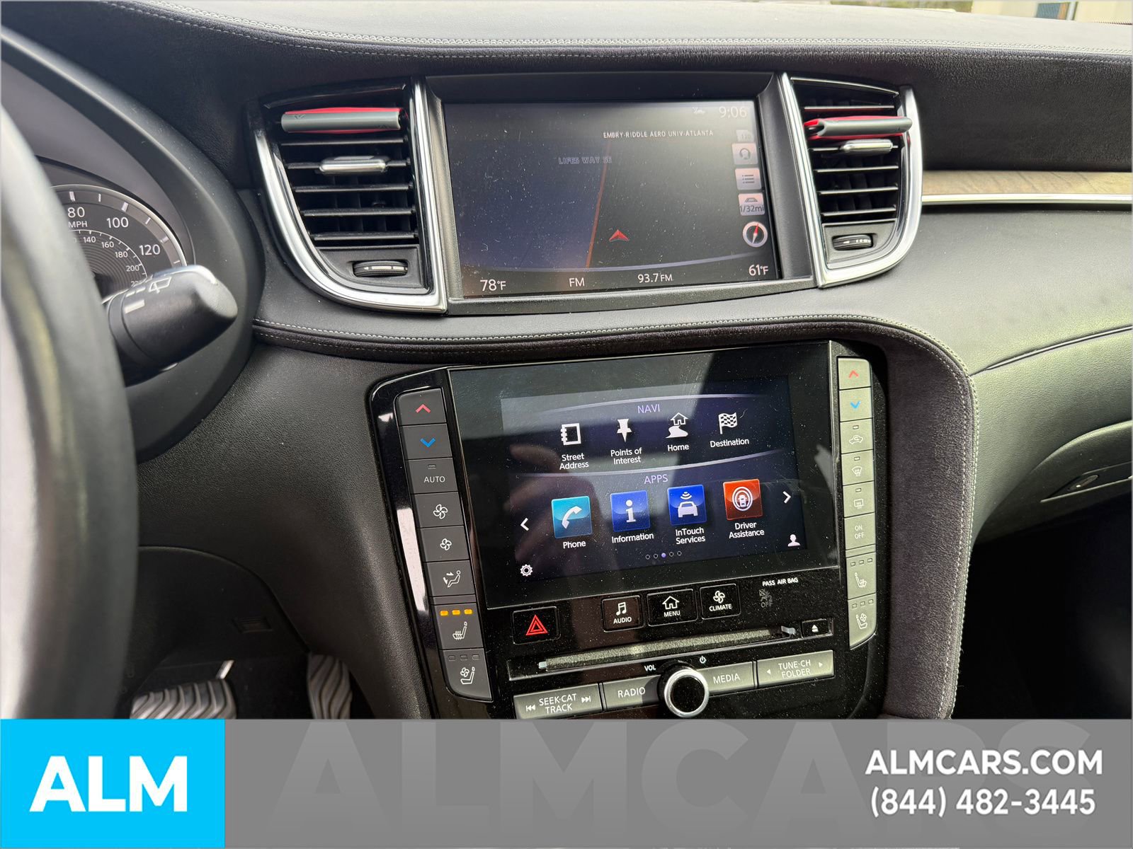 Used 2019 INFINITI QX50 Essential w/ Sensory Package image 12