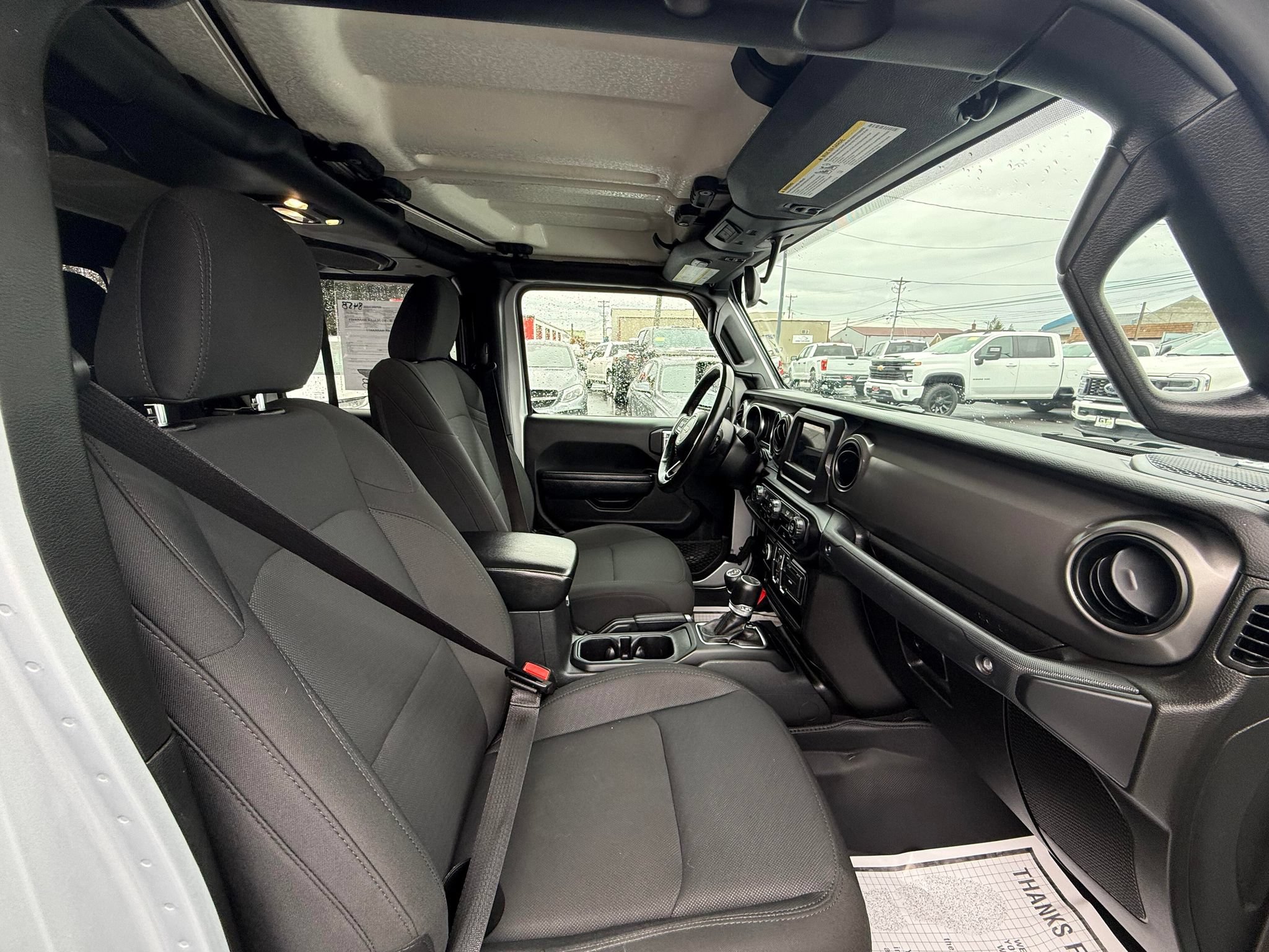 Used 2022 Jeep Gladiator Sport AWD/4WD image 9