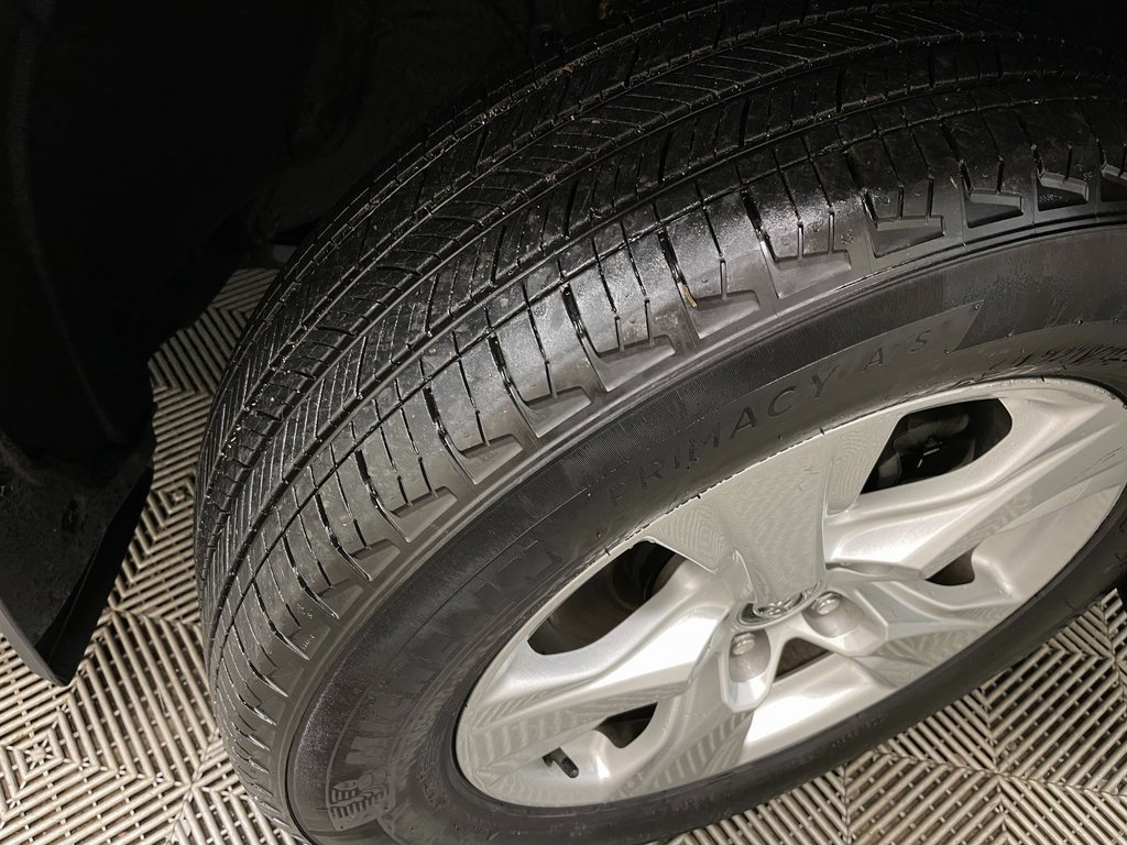 Used 2020 Toyota RAV4 XLE w/ All Weather Liner Package image 45