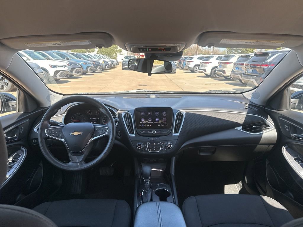 Used 2024 Chevrolet Malibu LT image 10