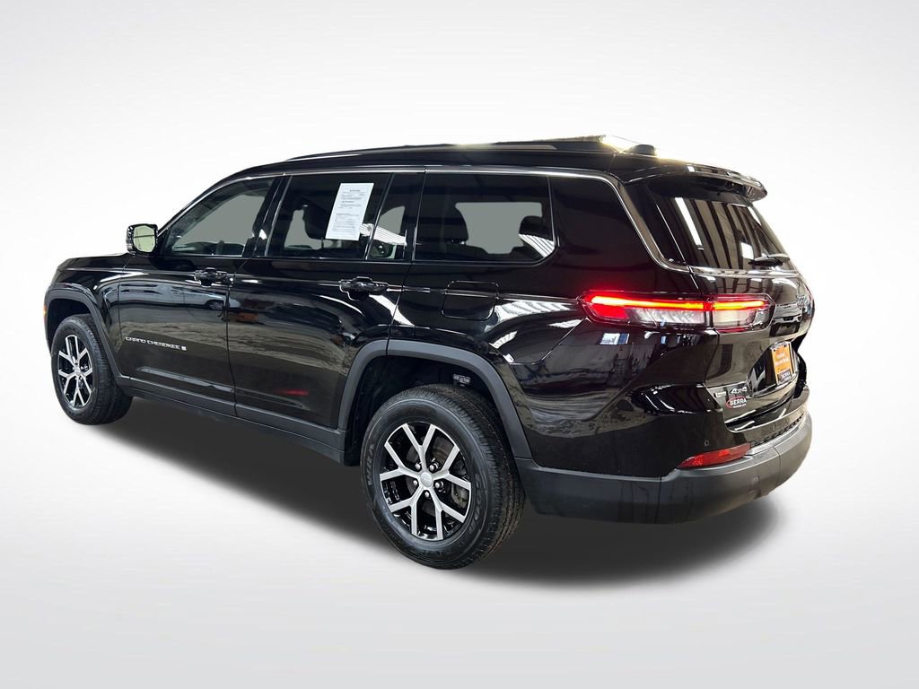 Certified 2023 Jeep Grand Cherokee L Limited AWD/4WD image 3