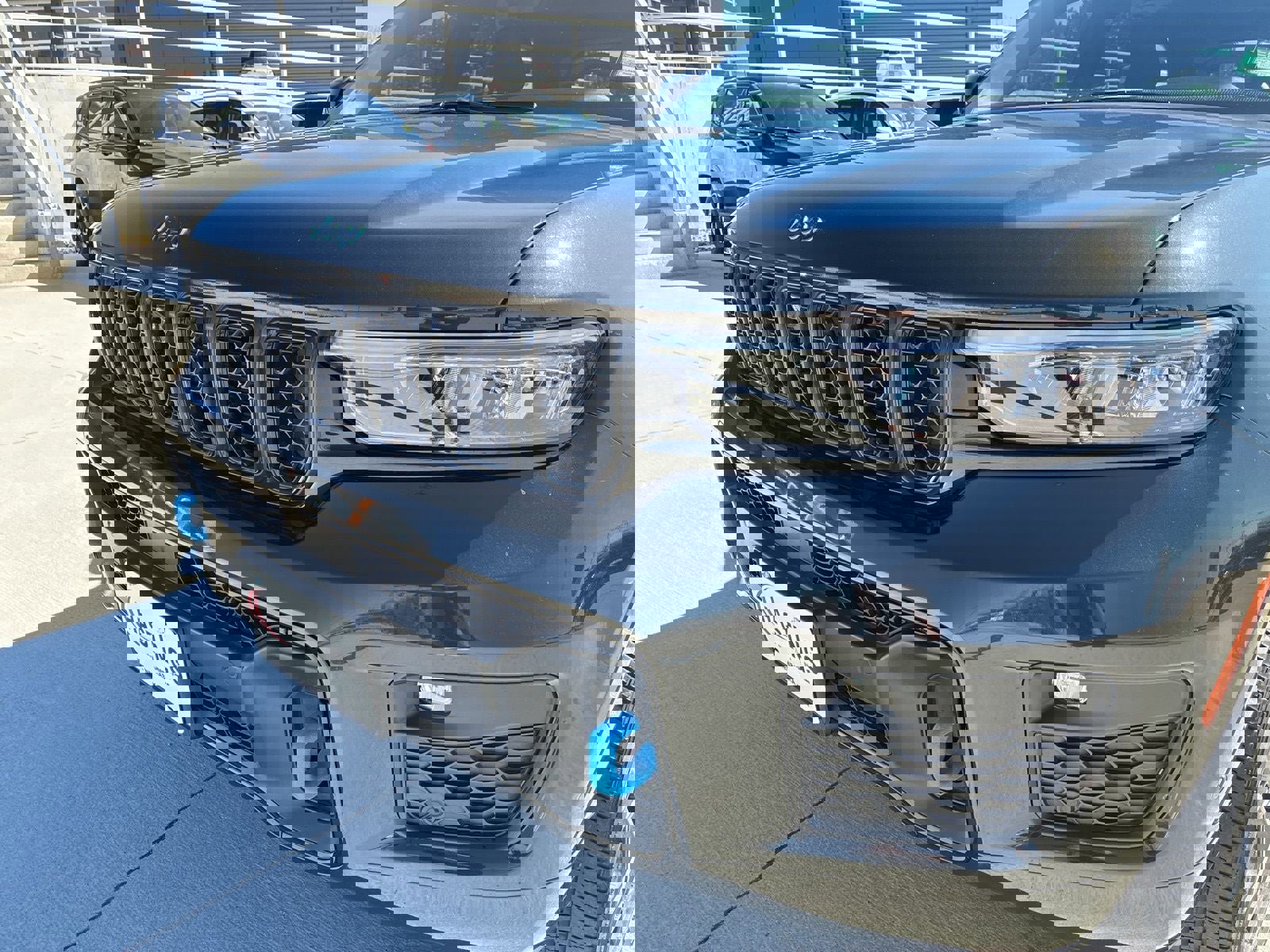 Used 2024 Jeep Grand Cherokee Limited 4xe image 11