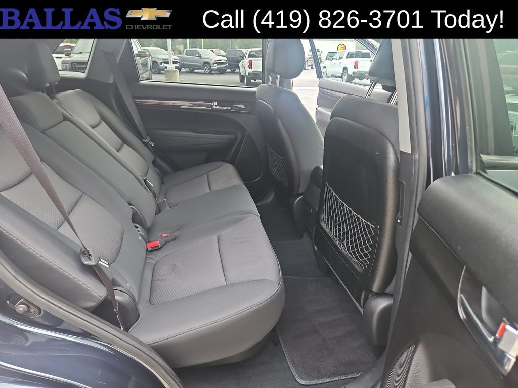 Used 2012 Kia Sorento LX w/ Convenience Pkg FWD image 27