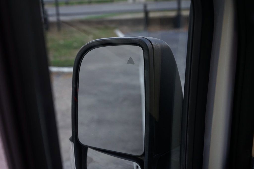 Used 2022 Mercedes-Benz Sprinter 3500 image 21