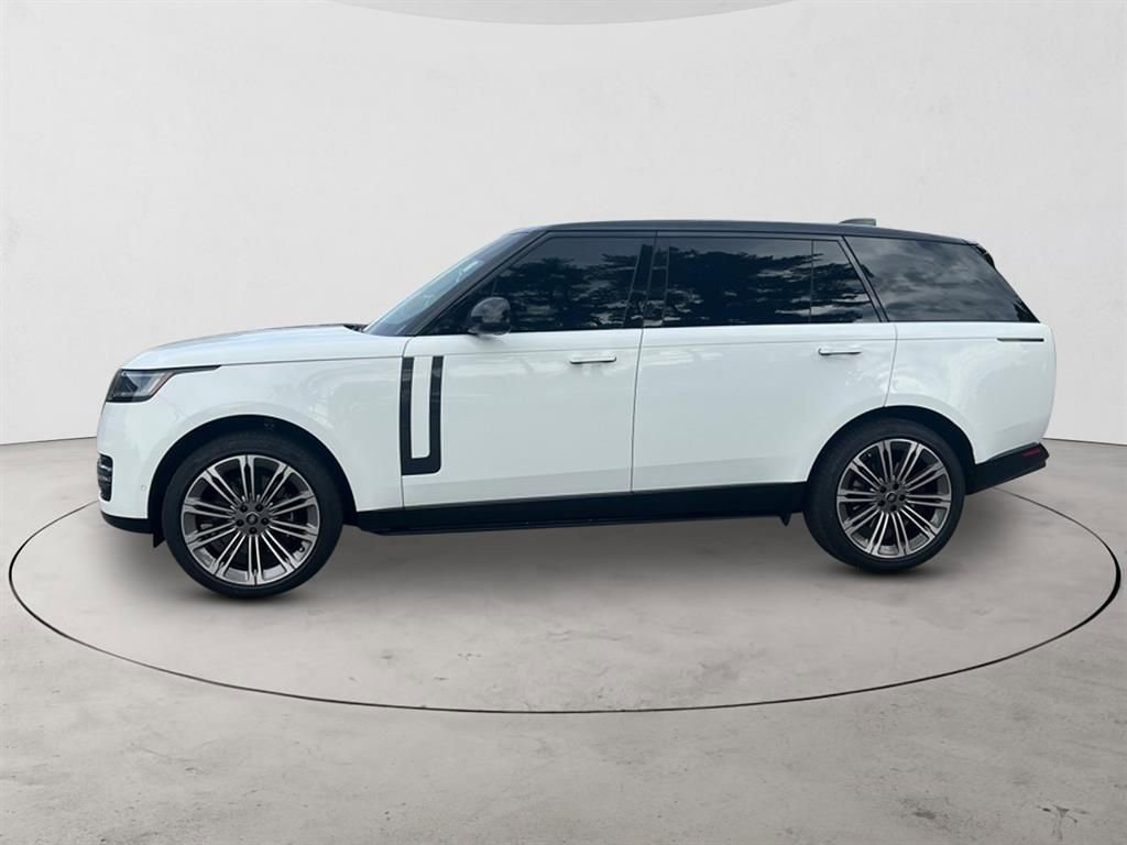 Used 2025 Land Rover Range Rover Long Wheelbase SE image 2