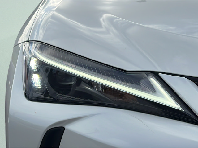 Used 2024 Lexus UX 250h FWD w/ Premium Package image 9