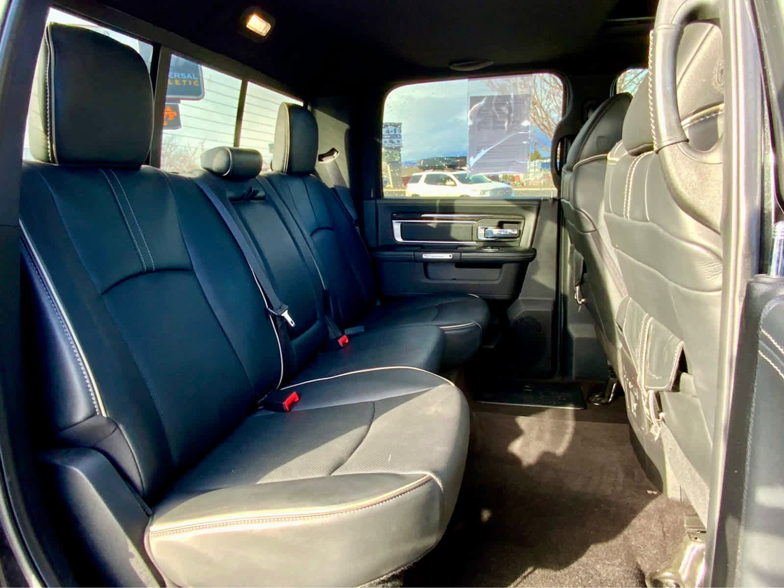 Used 2018 RAM 1500 Limited image 26