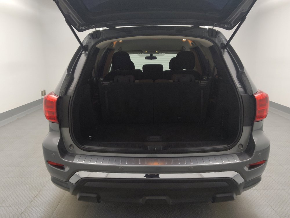 Used 2020 Nissan Pathfinder S FWD image 29