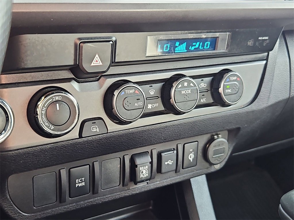 Used 2021 Toyota Tacoma TRD Off-Road image 25