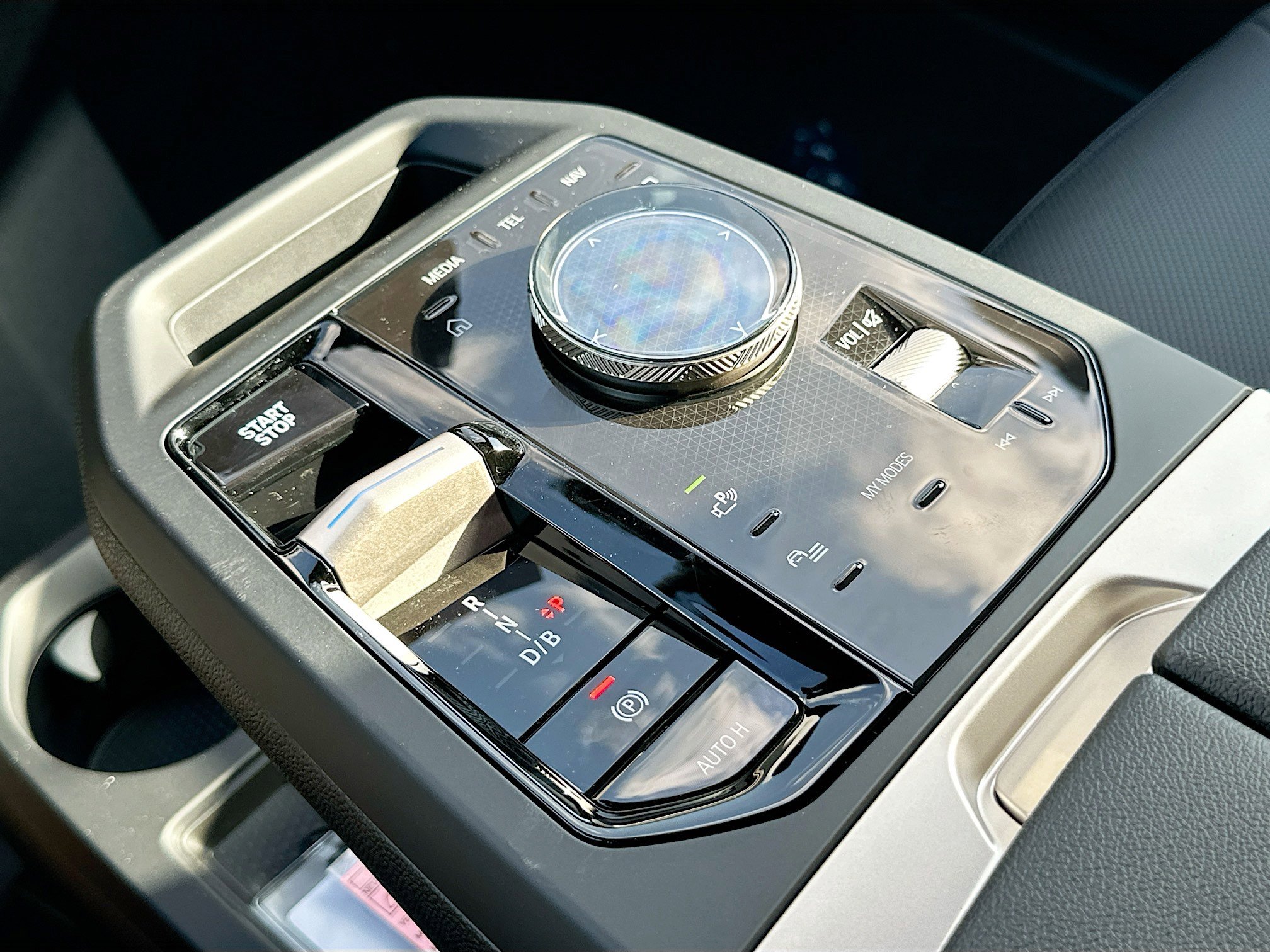 New 2026 BMW iX xDrive45 image 14