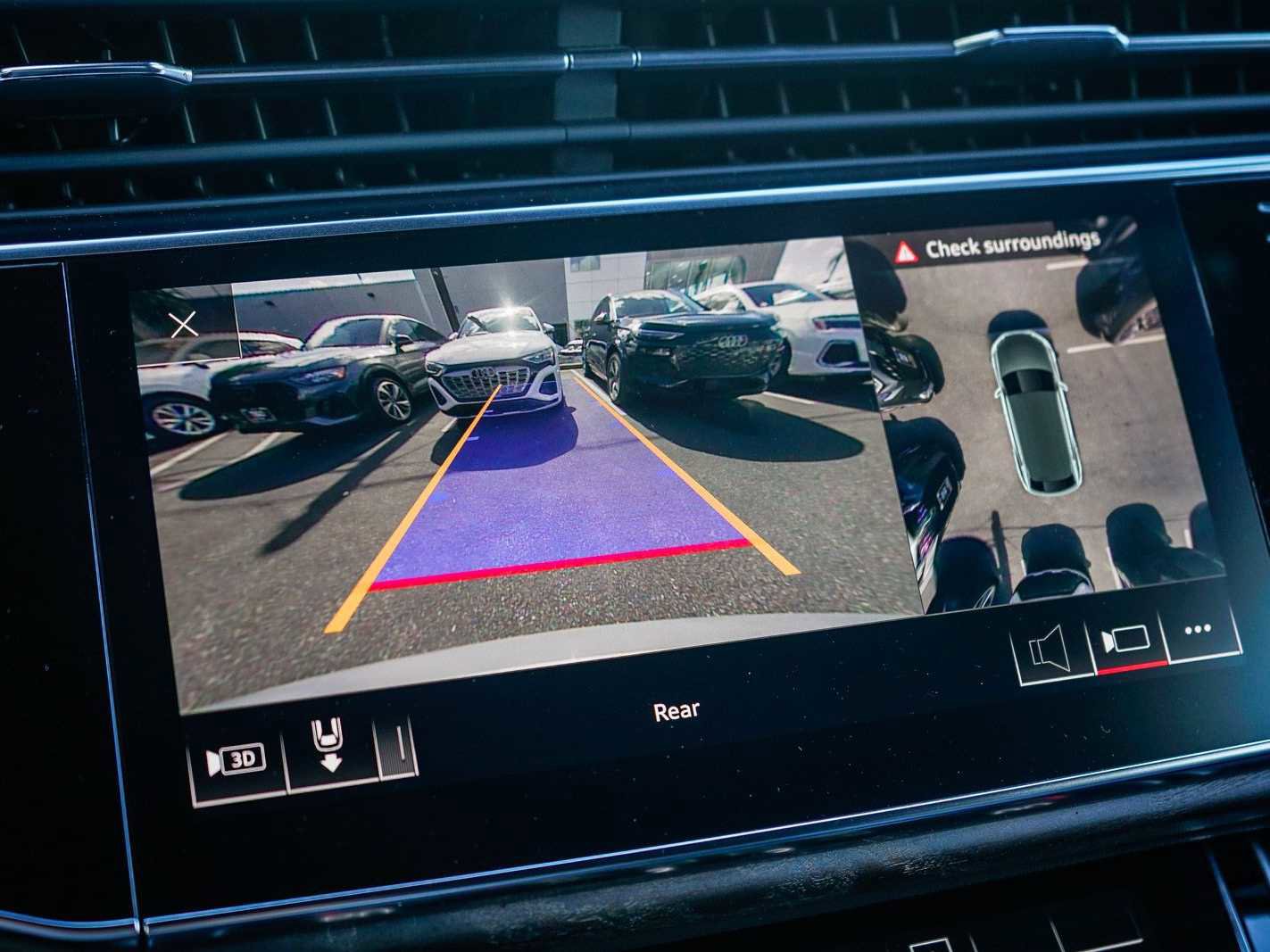 Used 2019 Audi Q8 Premium Plus image 23