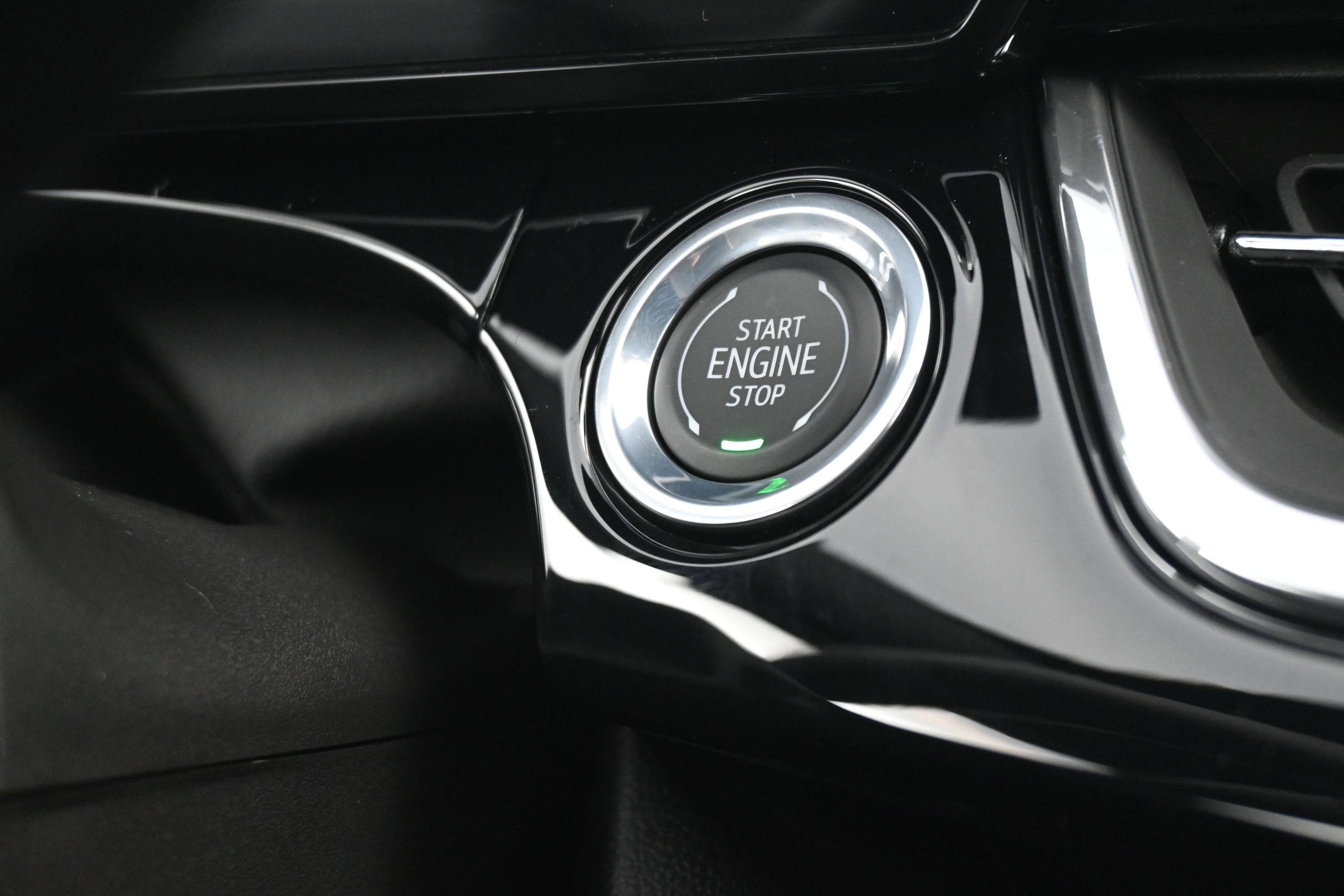 New 2026 Chevrolet Trax RS FWD image 18