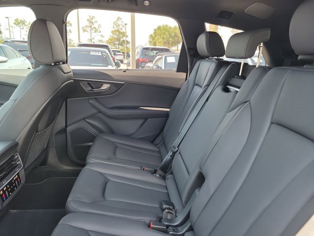 Certified 2025 Audi Q7 3.0T Premium Plus w/ Premium Plus Package image 10