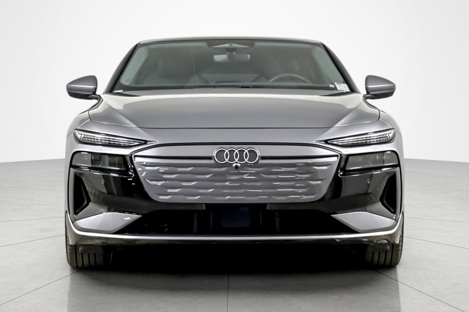 Used 2025 Audi A6 e-tron Premium Plus w/ Premium Plus image 8