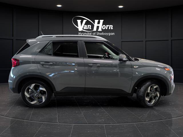 Certified 2023 Hyundai Venue SEL w/ Cargo Package image 2