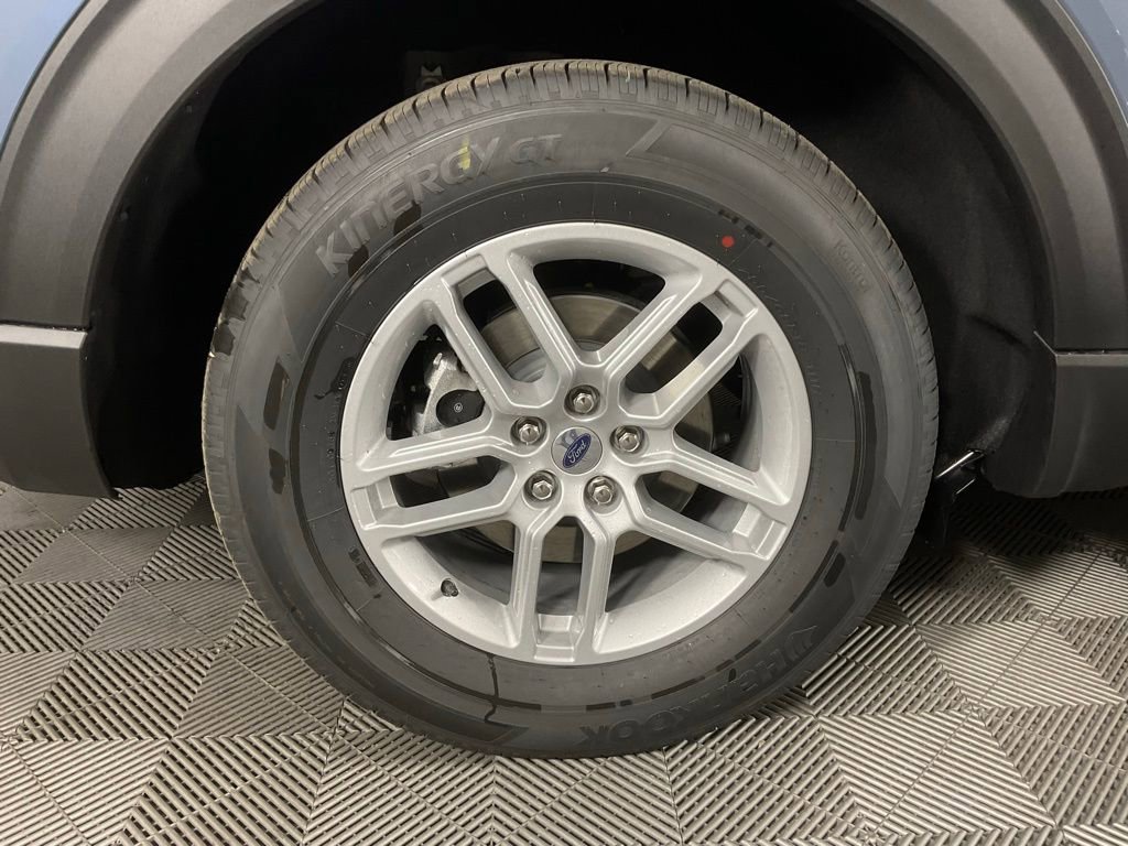 New 2026 Ford Explorer Active image 10