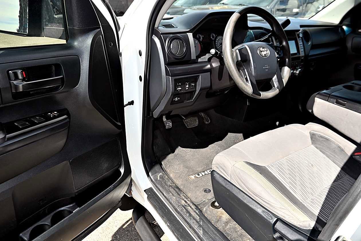 Used 2016 Toyota Tundra SR w/ Tow Package image 19