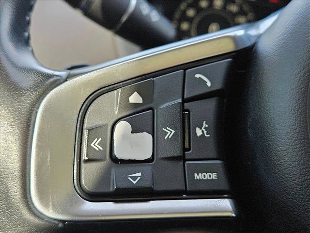 Used 2019 Jaguar F-PACE Prestige image 22