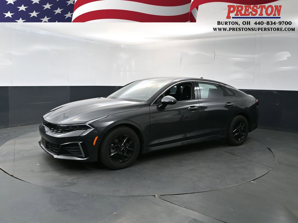 Used 2025 Kia K5 LXS FWD image 1