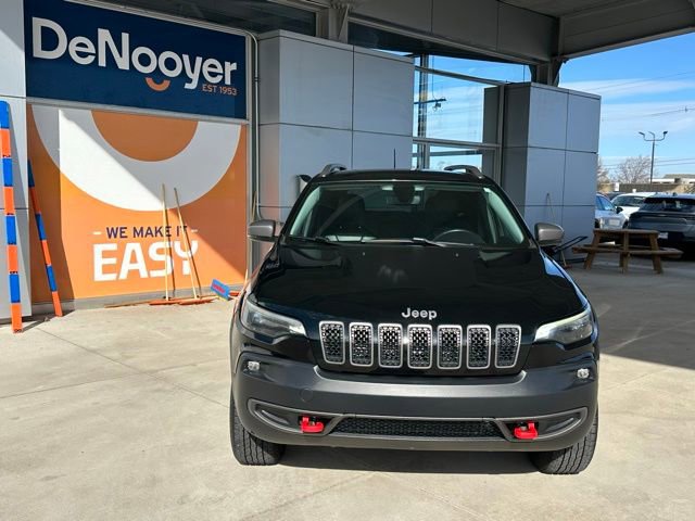 Used 2019 Jeep Cherokee Trailhawk w/ Cold Weather Group image 2