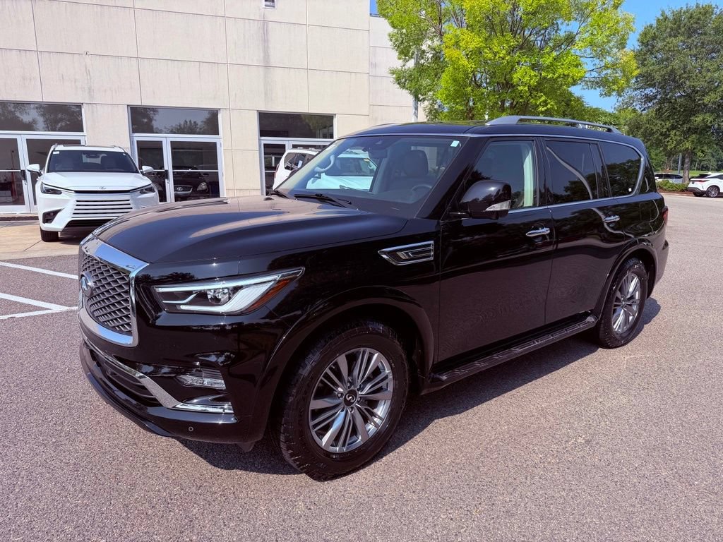 Used 2021 INFINITI QX80 Luxe w/ Cargo Package AWD/4WD image 3