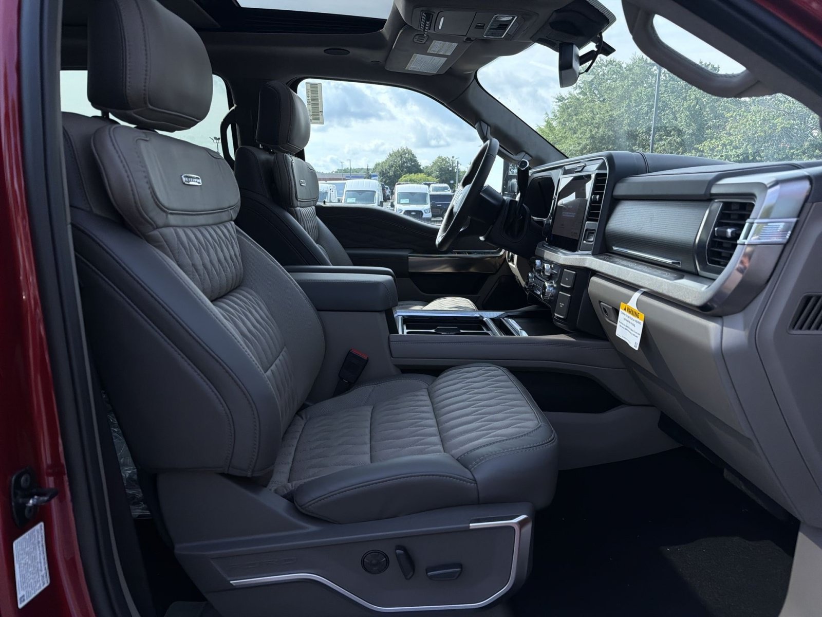New 2026 Ford F350 Platinum w/ Platinum Plus Package AWD/4WD image 26