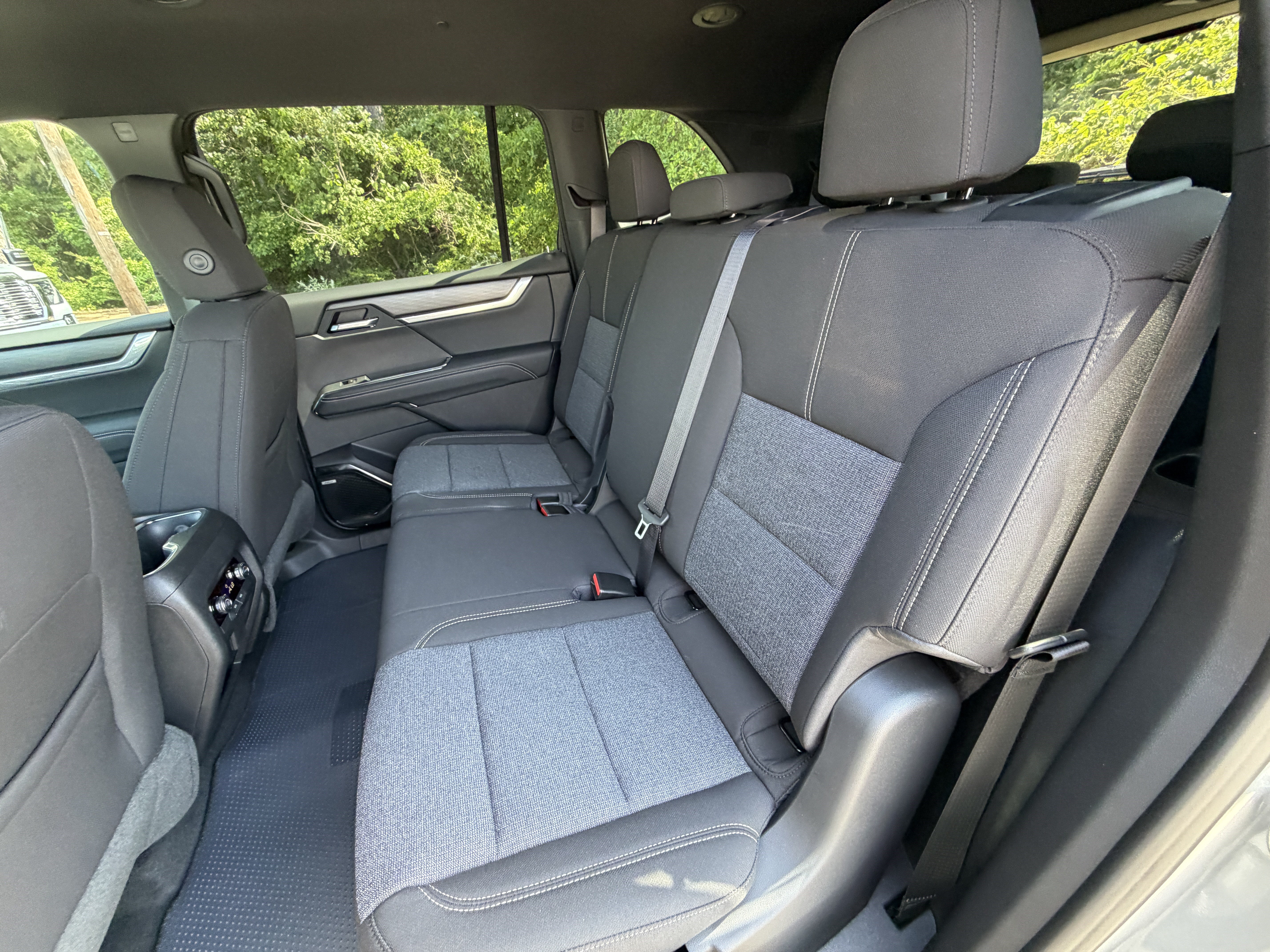 New 2026 GMC Acadia Elevation w/ Black Edition FWD image 15
