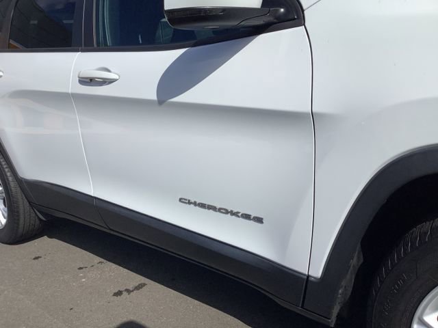 Used 2021 Jeep Cherokee Latitude image 39