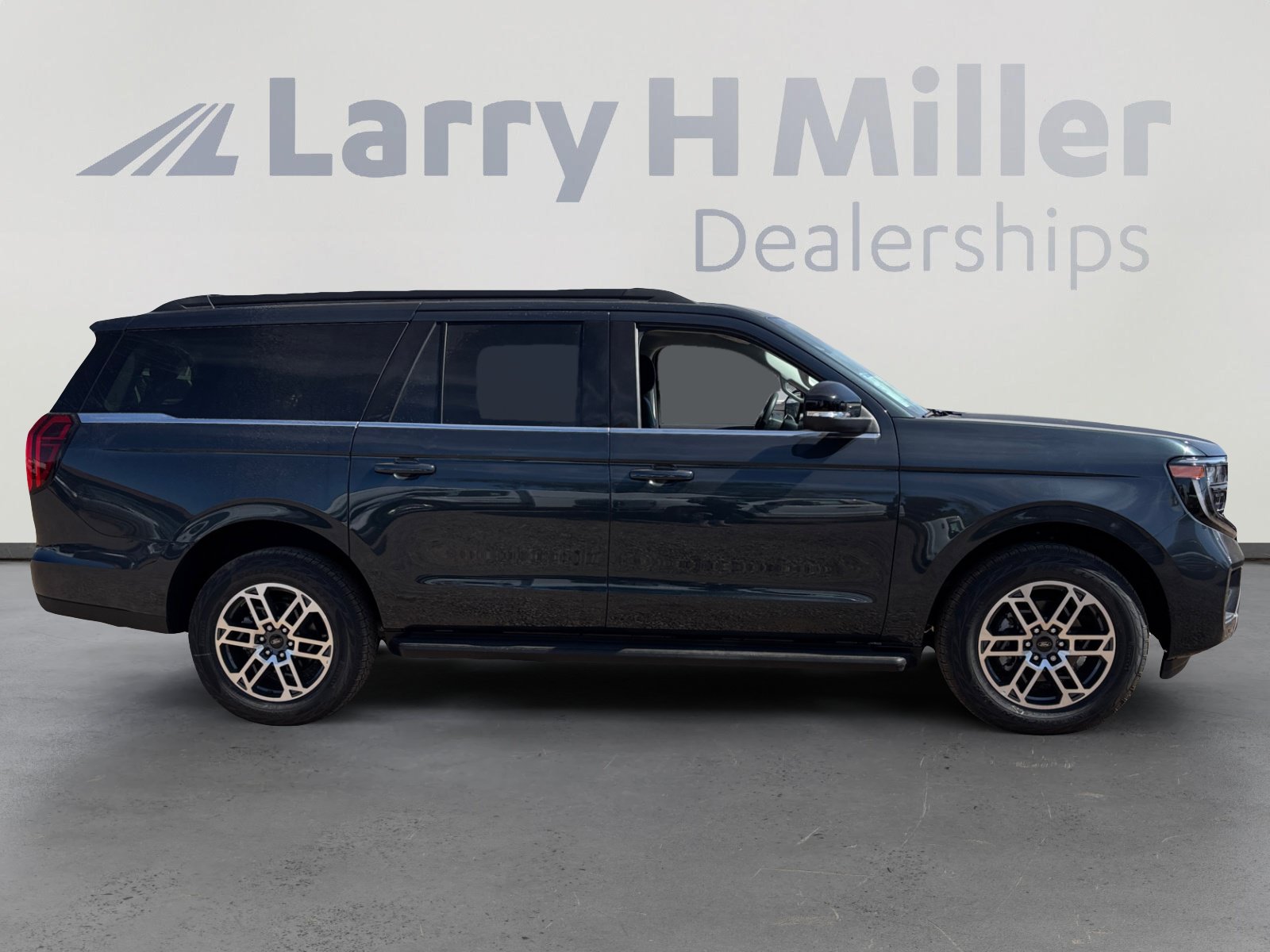 New 2026 Ford Expedition Max Active AWD/4WD image 6