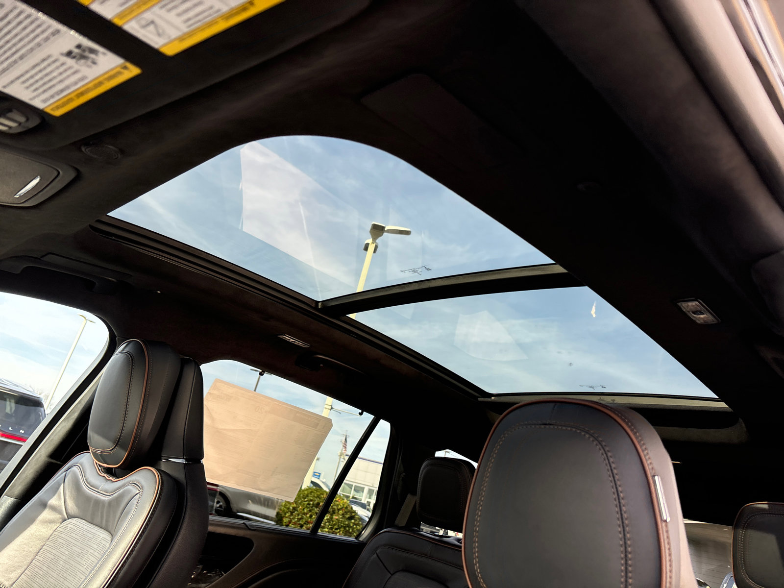 New 2025 Lincoln Aviator Black Label w/ Jet Appearance Package image 27