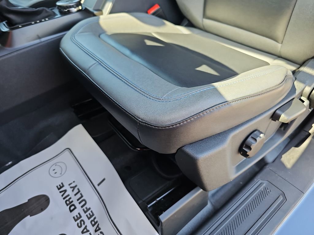 Used 2023 Ford Bronco Black Diamond w/ Sasquatch Package image 34