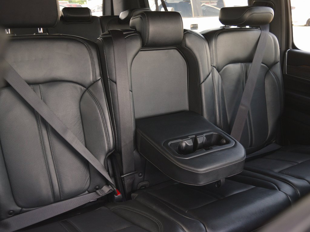 Used 2024 Jeep Wagoneer L Series III w/ Flexible Seating Group image 39