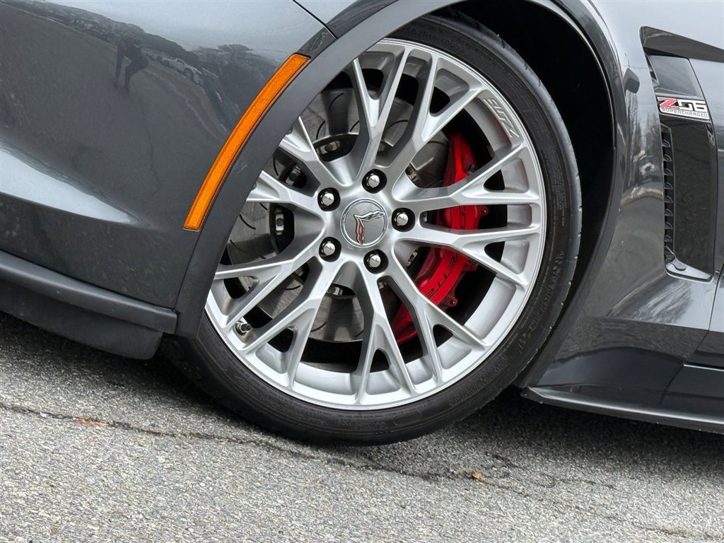 Used 2018 Chevrolet Corvette Z06 RWD image 10