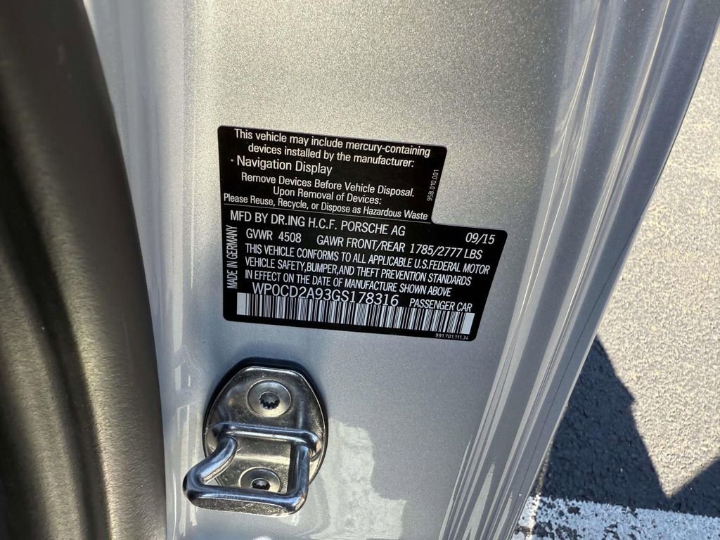 Used 2016 Porsche 911 Turbo S image 31