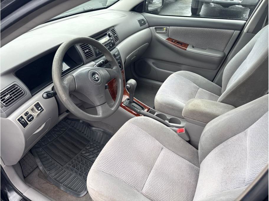 Used 2006 Toyota Corolla LE image 9