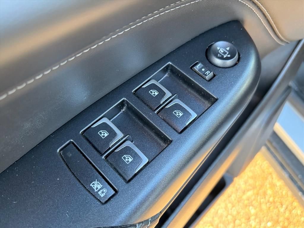 Used 2015 Cadillac SRX Luxury image 14