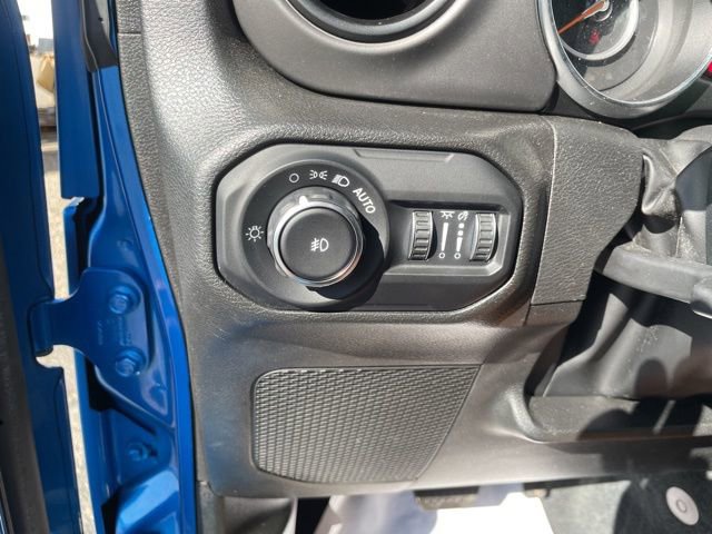 Used 2022 Jeep Wrangler Unlimited Sport image 24