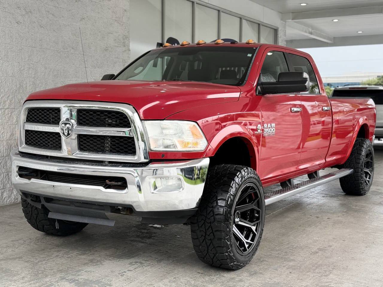 Used 2013 RAM 3500 SLT w/ Luxury Group image 2