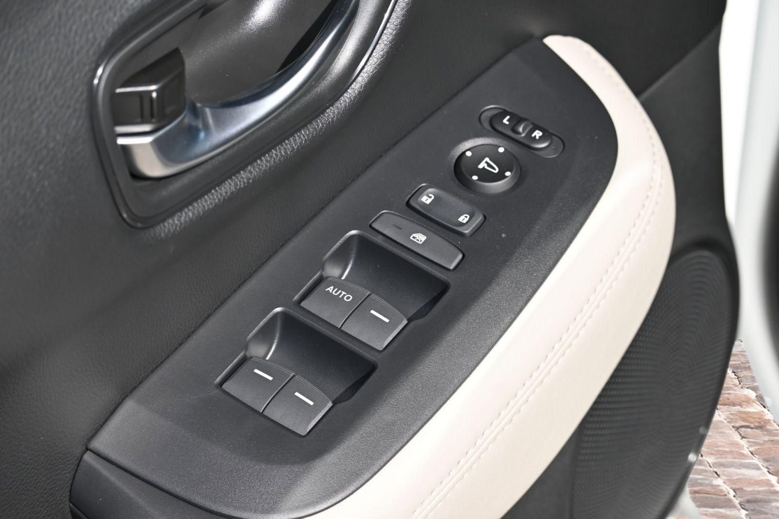 New 2027 Honda HR-V LX image 11