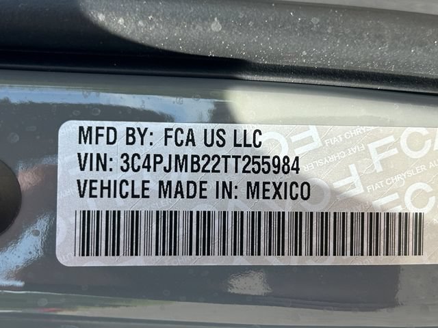 New 2026 Jeep Cherokee Laredo AWD/4WD image 30