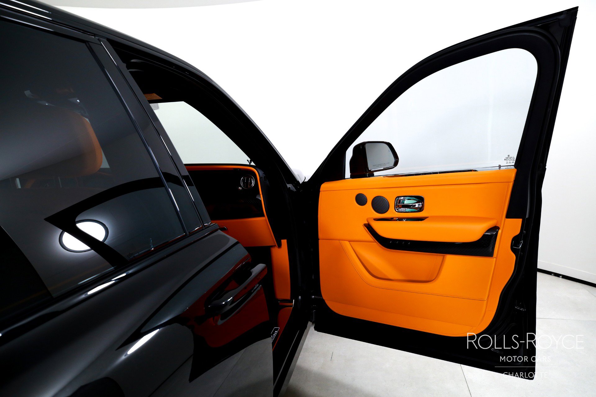 New 2026 Rolls-Royce Cullinan Black Badge image 35