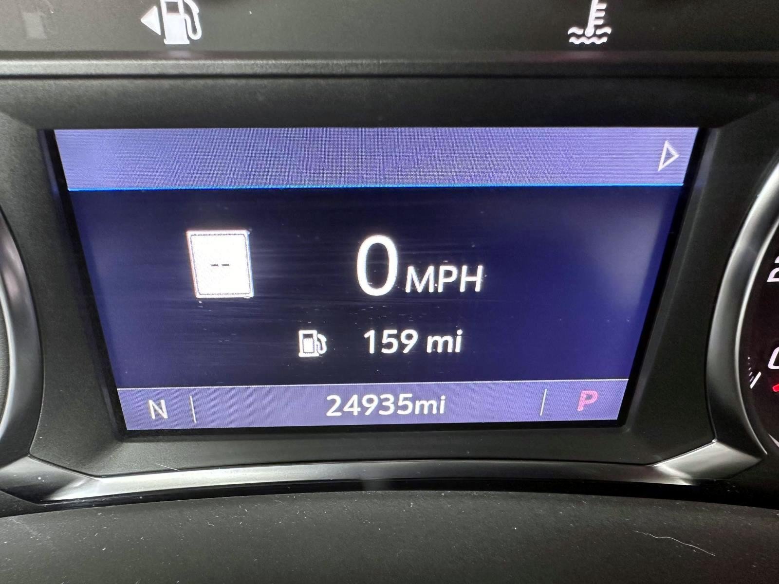 Used 2024 GMC Terrain SLT w/ Infotainment Package II AWD/4WD image 30