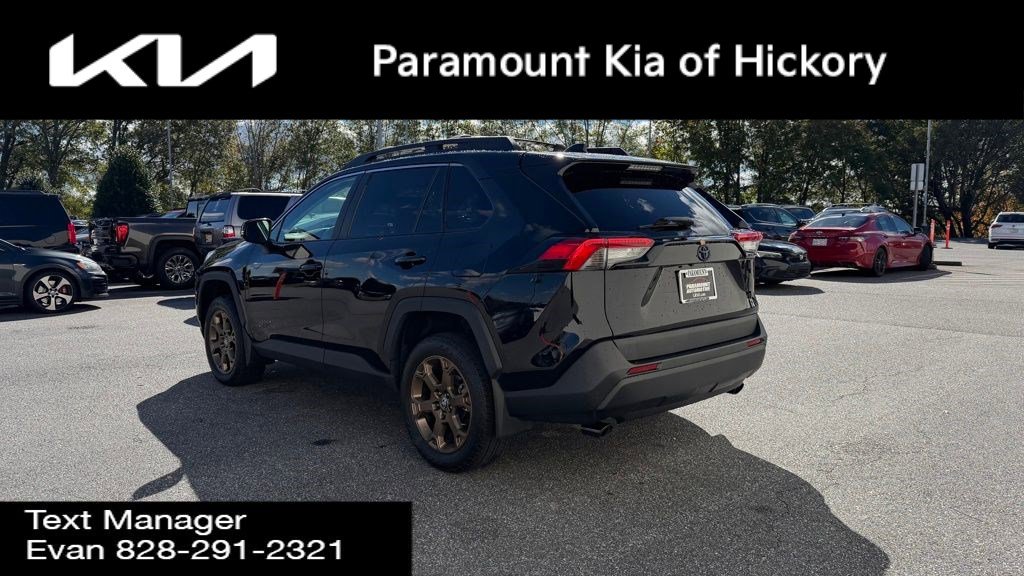 Used 2023 Toyota RAV4 AWD Hybrid image 19