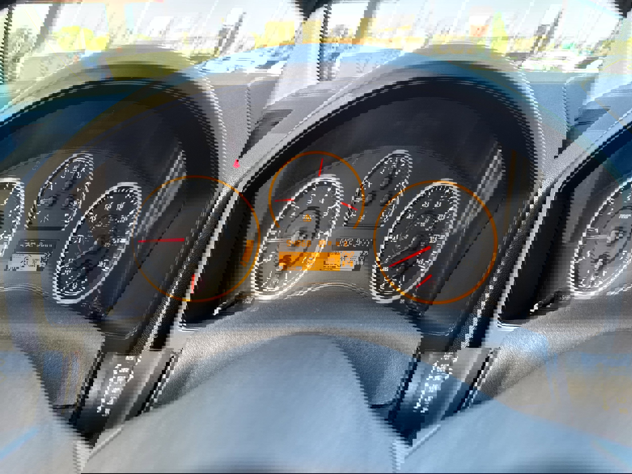 Used 2012 Nissan Titan SV image 16