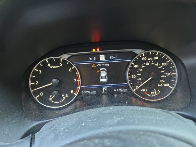 Used 2023 Nissan Altima 2.5 SL FWD image 10