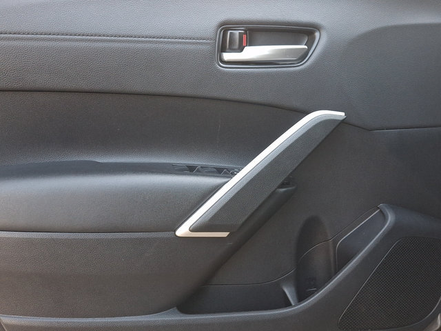Certified 2025 Toyota Corolla Cross XLE AWD/4WD image 12