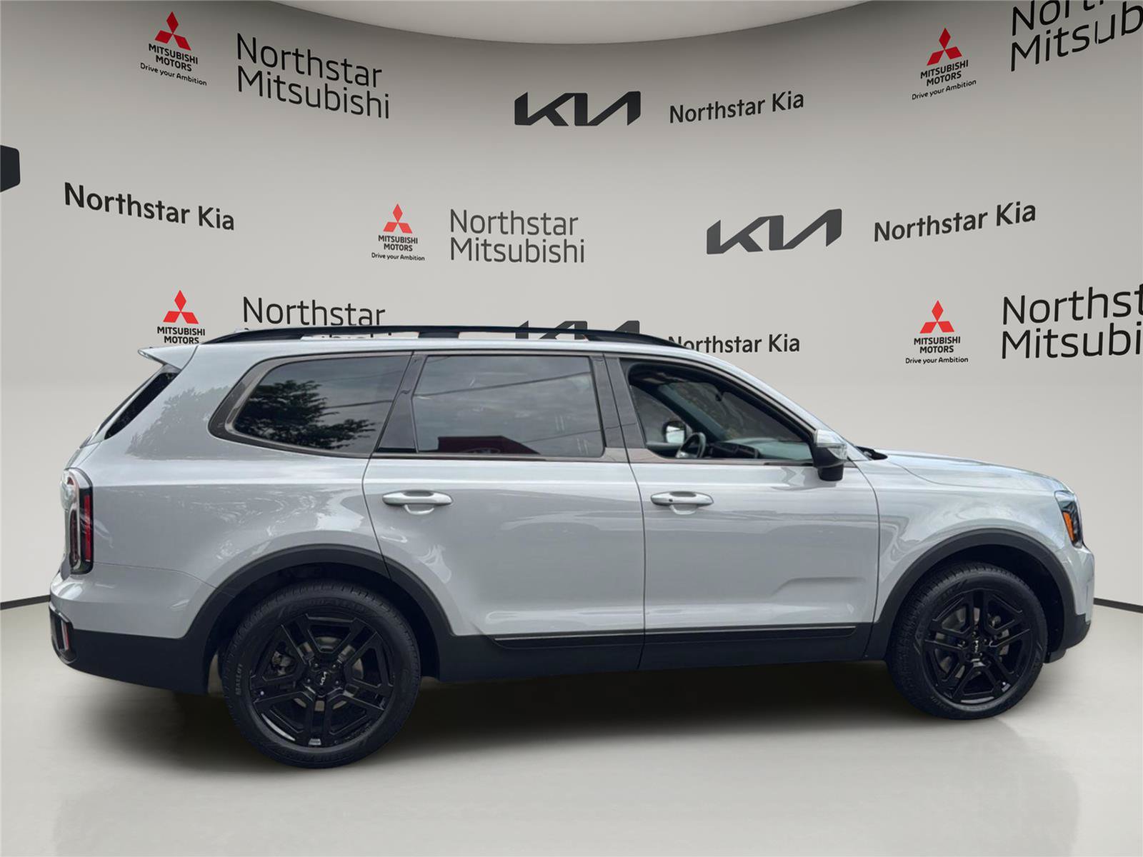 Used 2024 Kia Telluride EX X-Line AWD/4WD image 6