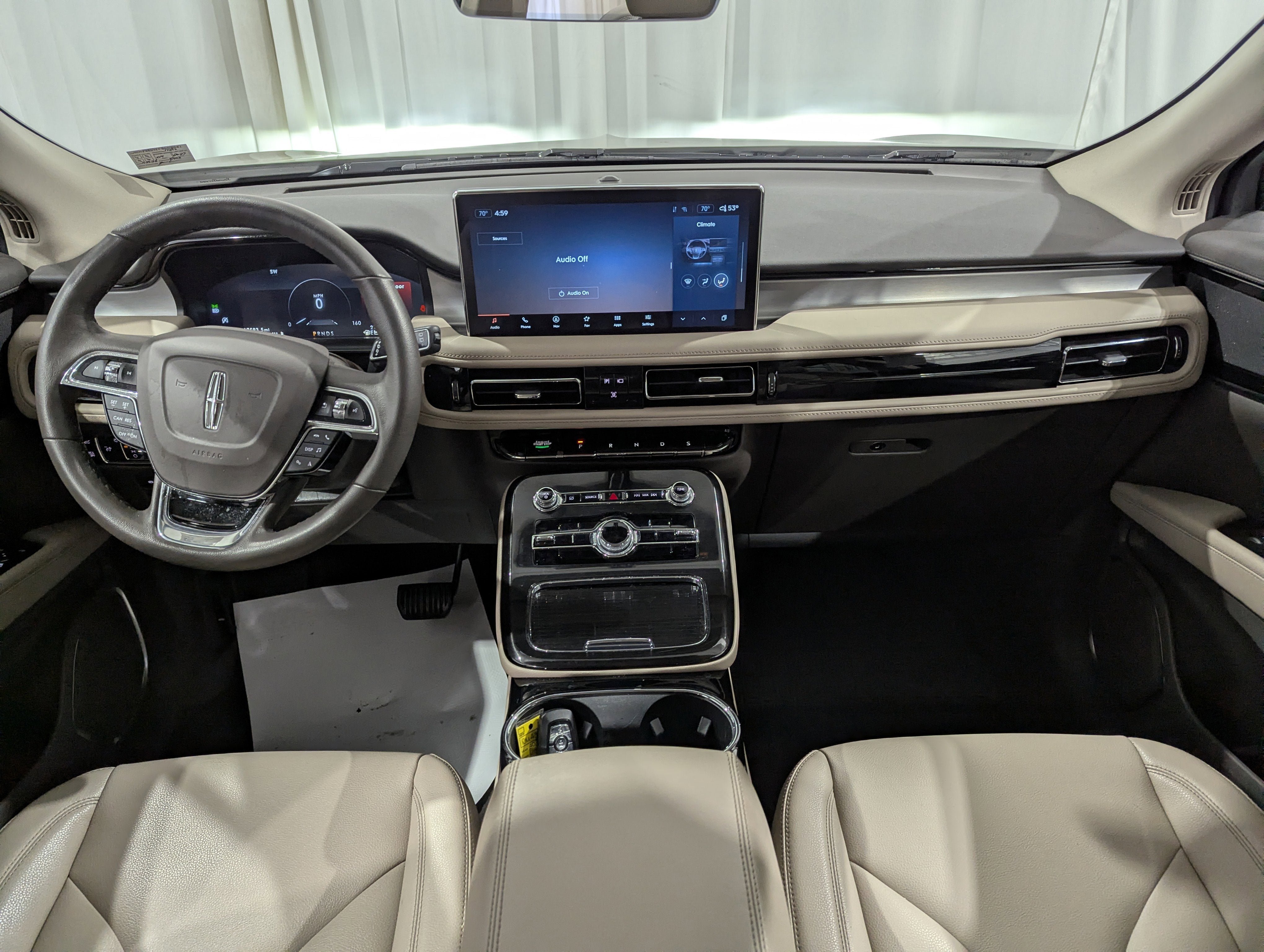 Used 2023 Lincoln Nautilus AWD w/ Premium Package image 12